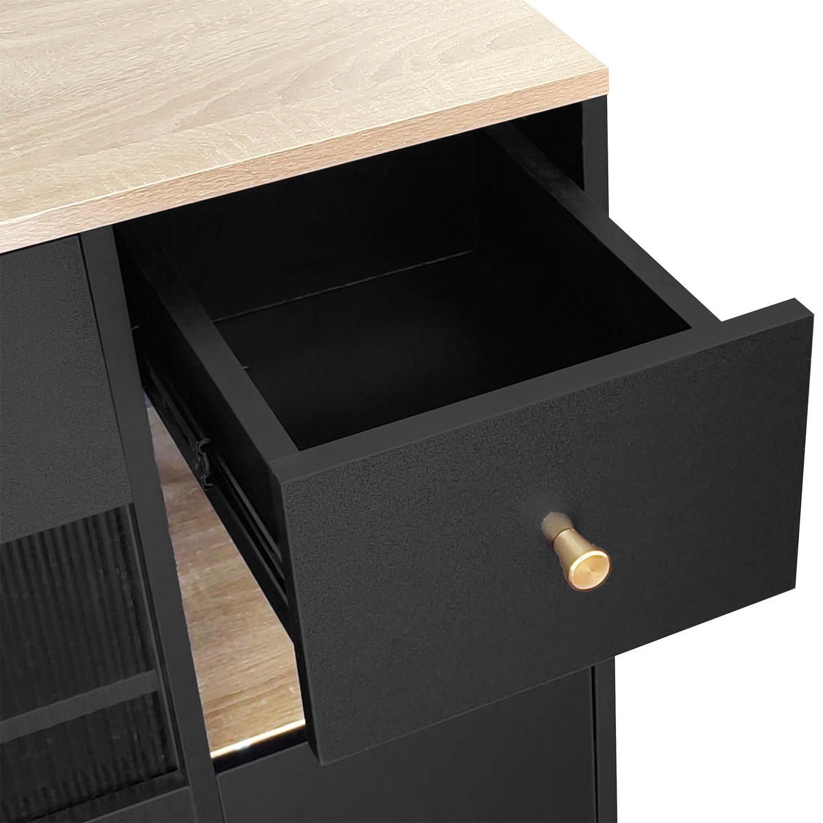 SIDEBOARD mit Kunst-Rattan-Türen und goldenen Details, 130/40/80cm - Schwarz, Holzwerkstoff (130/80/40cm) - Urban Meuble