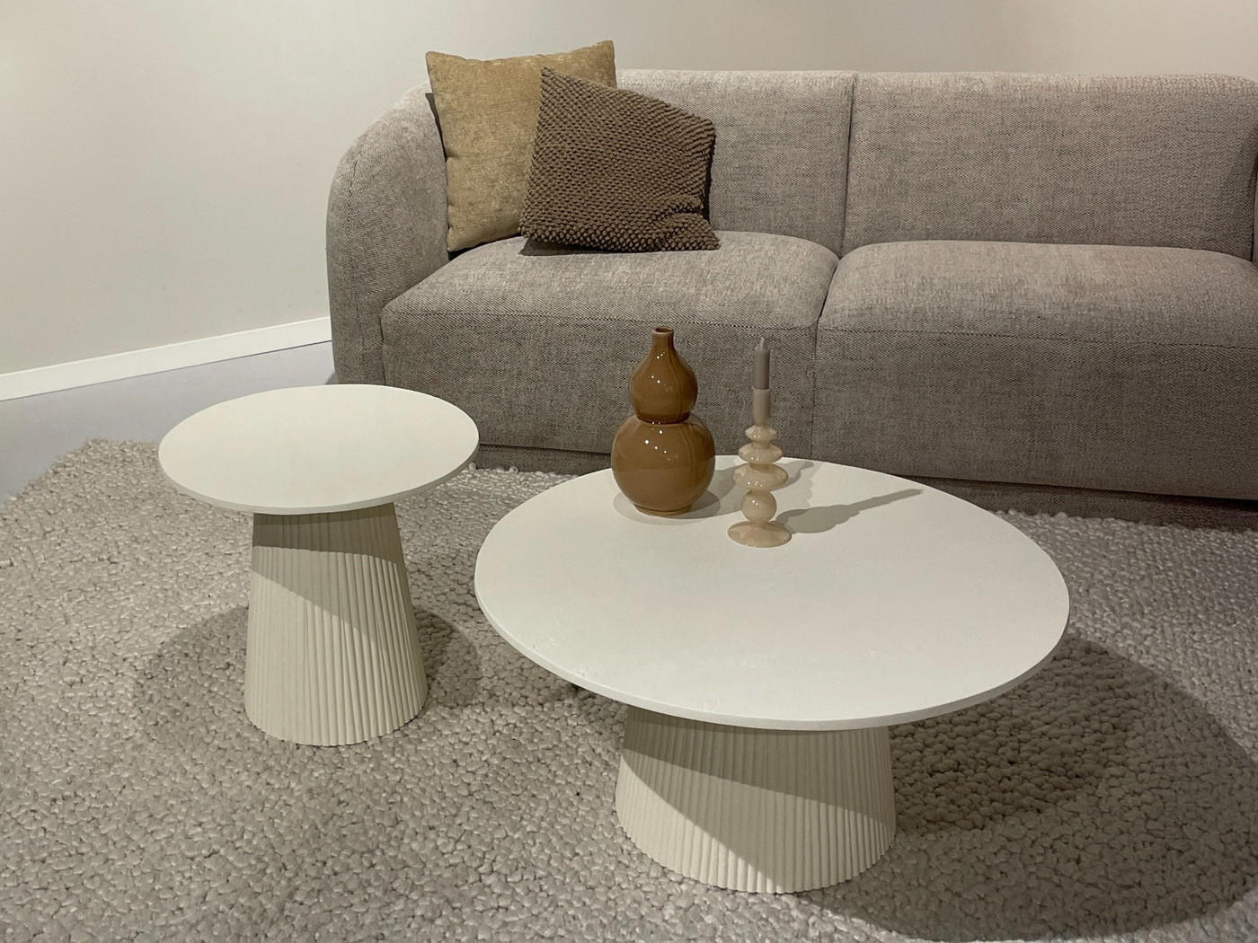 COUCHTISCH rund aus Mangoholz 50cm, beige - Beige, Holz (50/50/40cm) - Livingfurn