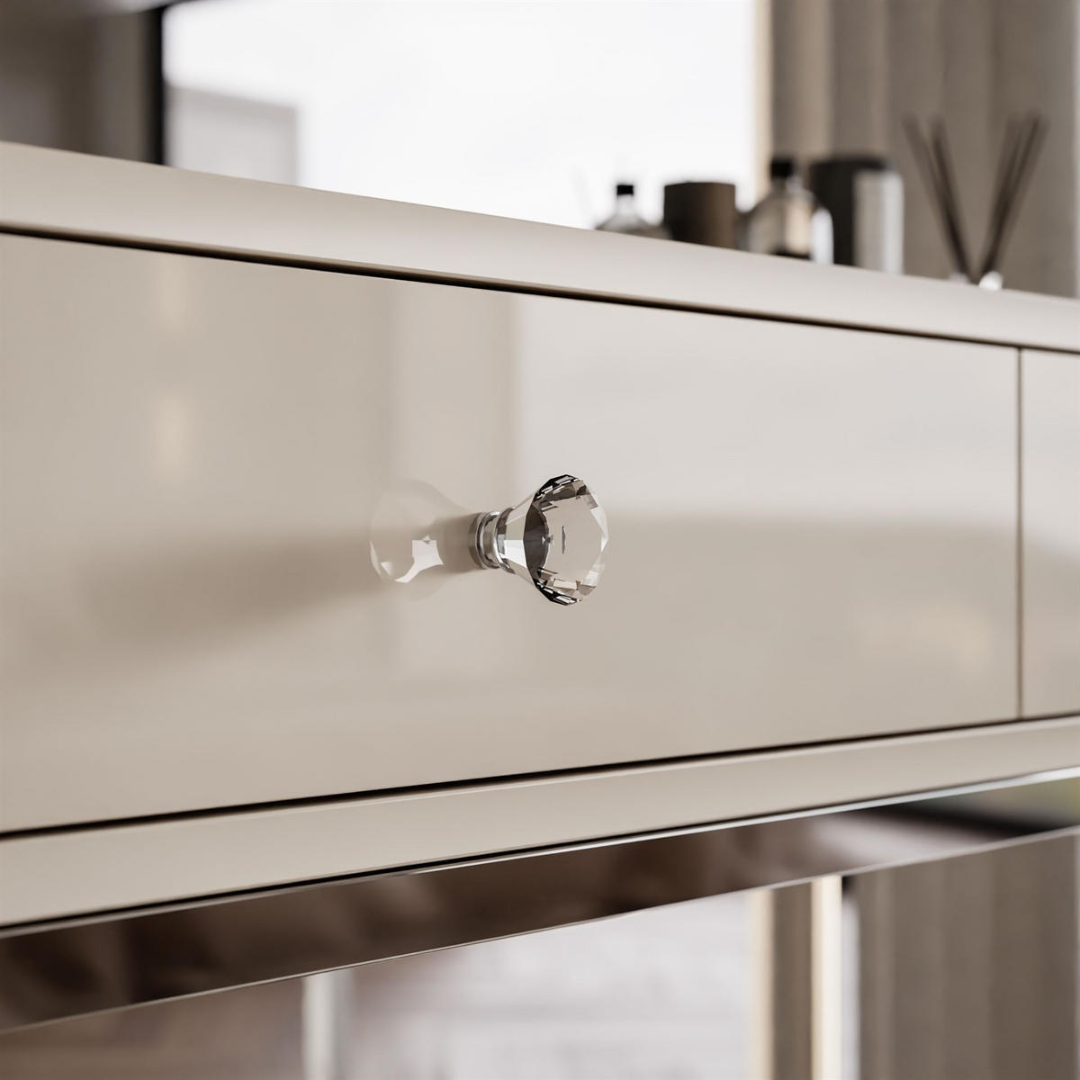 KONSOLE Glamour auf Chromgestell mit Kristallgriff - Kaschmir/Silberfarben, Holzwerkstoff (100/81/42cm) - Lookway