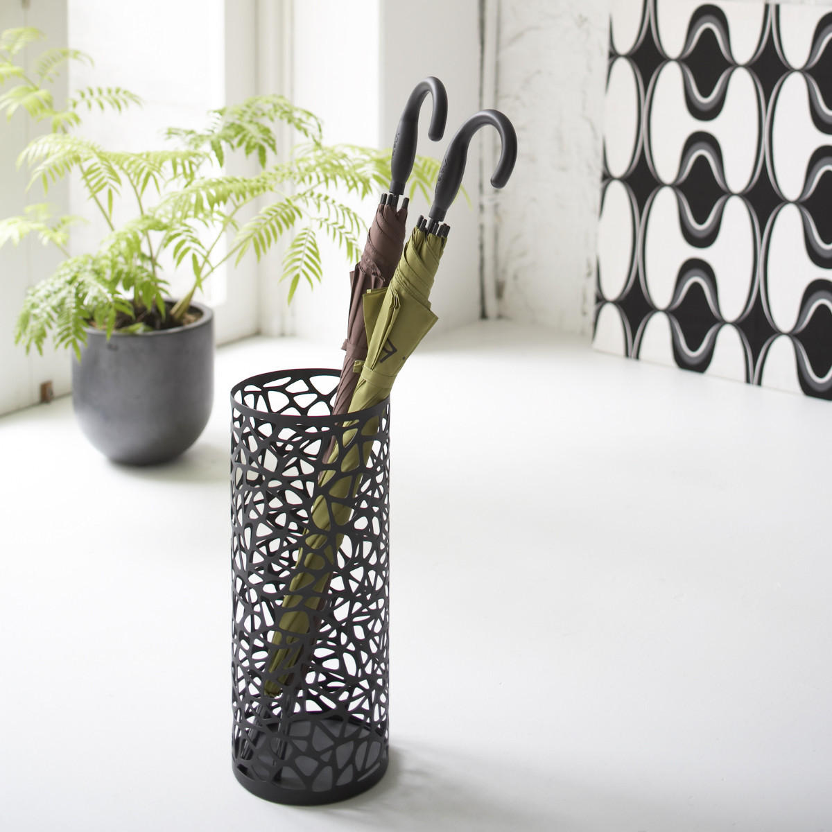 SCHIRMSTÄNDER Nest schwarz 19/46/19 cm rund - Schwarz, Metall (19/46/19cm) - Yamazaki