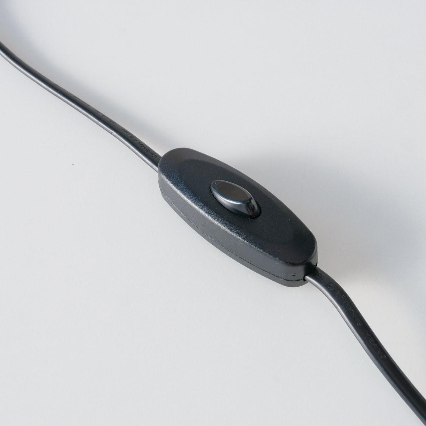 LAMPE Metall Piltzform Luise 43,5 cm - Goldfarben, Metall (26.5/26.5/43.5cm) - Boltze Home