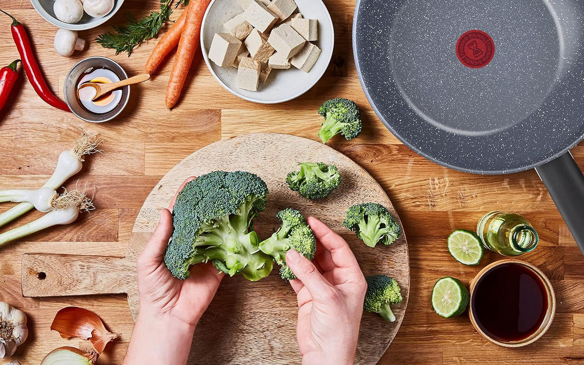 WOKPFANNE – Natural On G28019 28 cm, Antihaft, Wok Induktion - Grau, Keramik/Metall (28cm) - Tefal