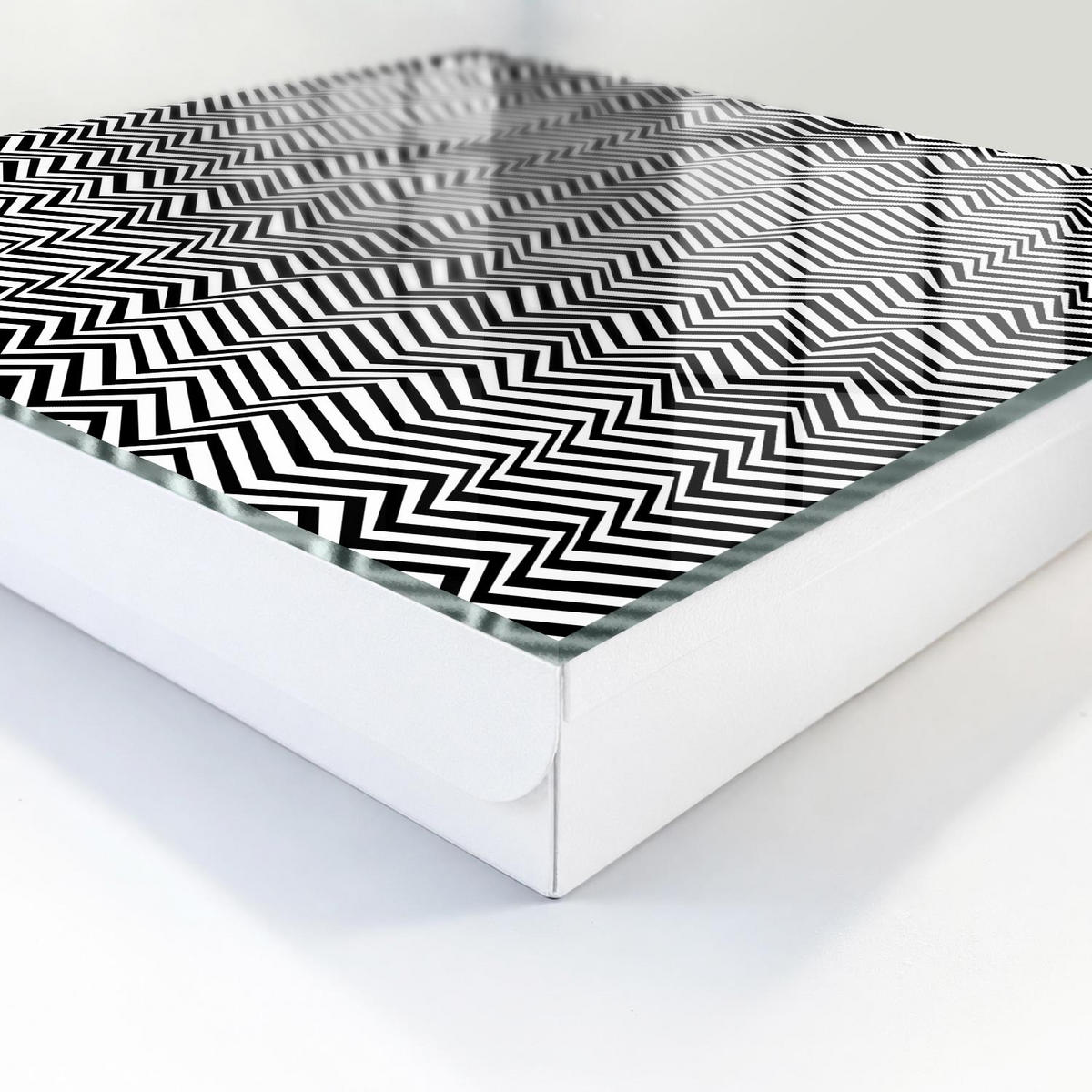 SCHLÜSSELBOX Weiß 30x30 cm – Türöffnung nach rechts - Zickzacklinien dynamisch - Multicolor, Metall (30/30/5cm) - TULUP