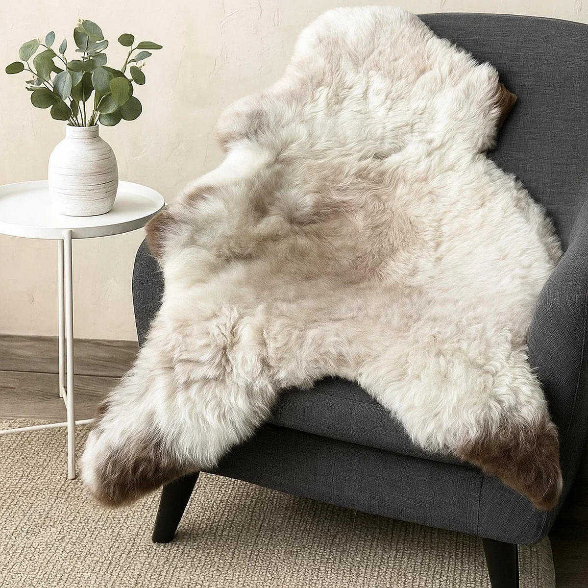 SCHAFFELL Ganzes Island Lammfell Kurzhaarig Naturfarben, 120 cm - Beige/Schwarz, Fell (65/120cm) - Provellus