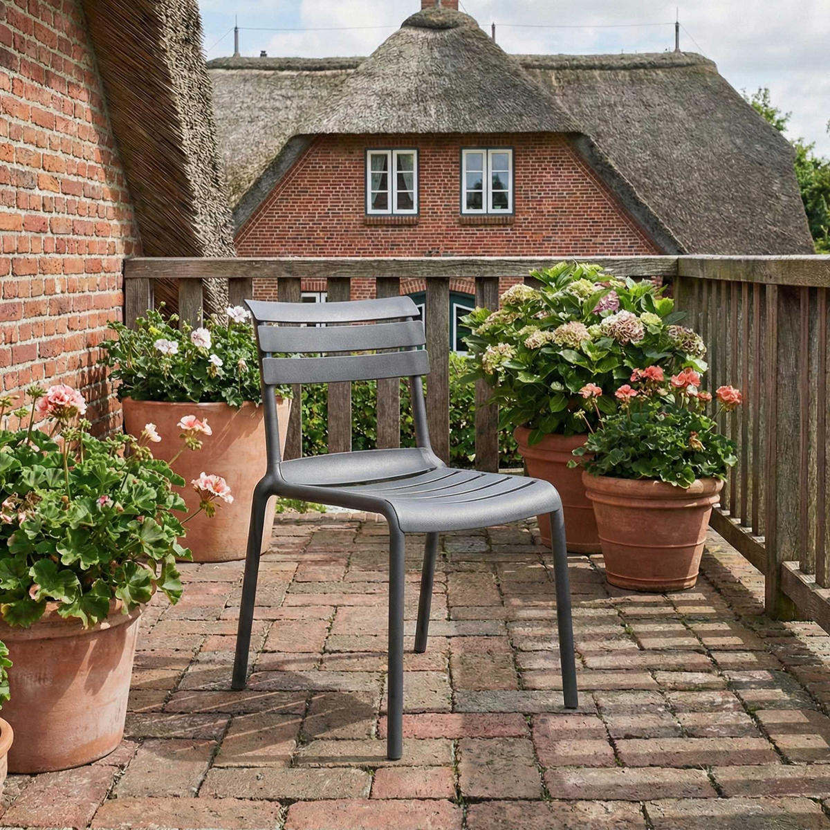 GARTENSTUHL Oskar 49x59x82cm Kunststoff Dunkelgrau Stapelstuhl - Dunkelgrau, Kunststoff (49/82/59cm) - DELUKE