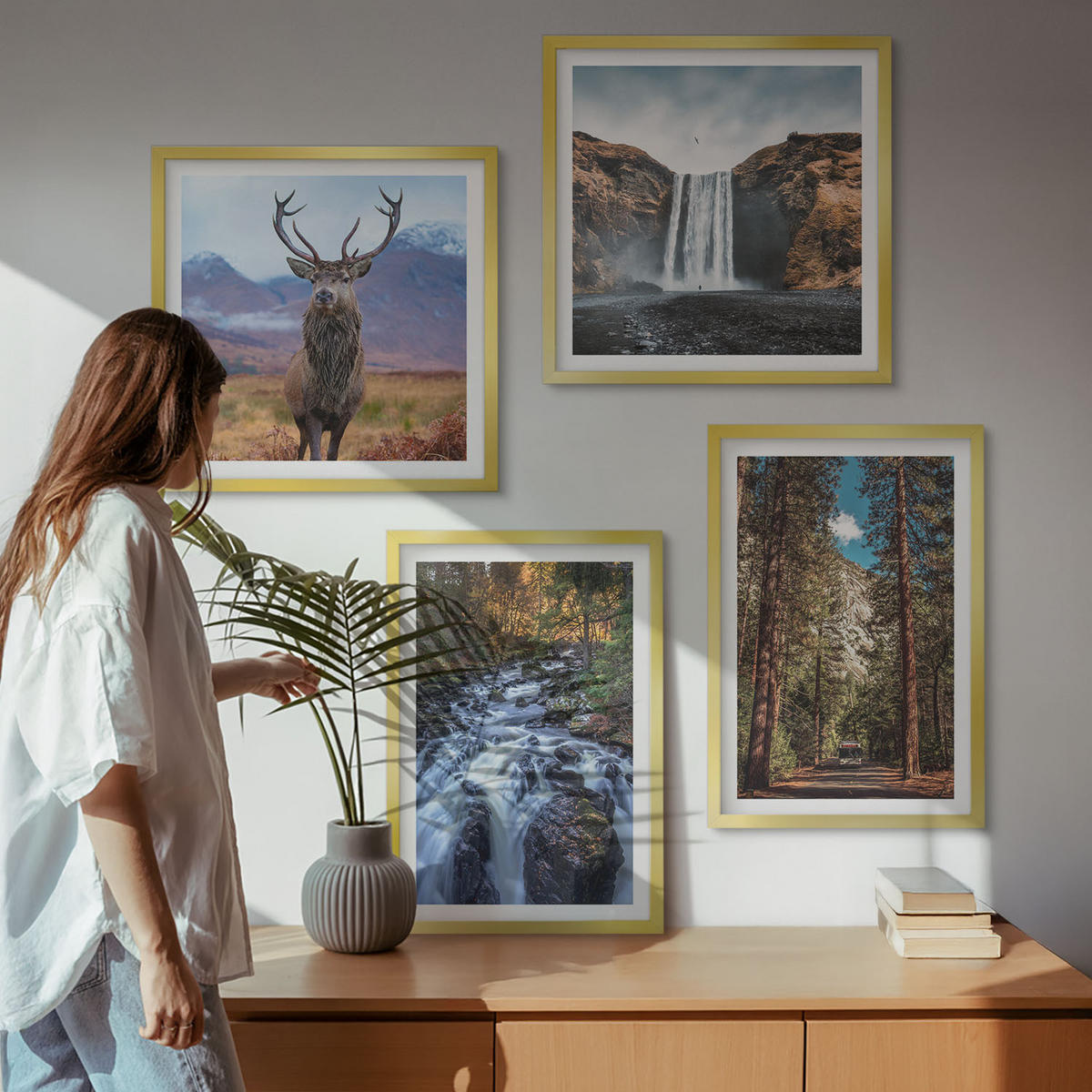 BILDER SET 4er Set - 50x50 cm & 40x60 cm Goldrahmen - Wasserfall Wald Berge Hirsch Natur - Goldfarben, Kunststoff (50/50cm) - TULUP