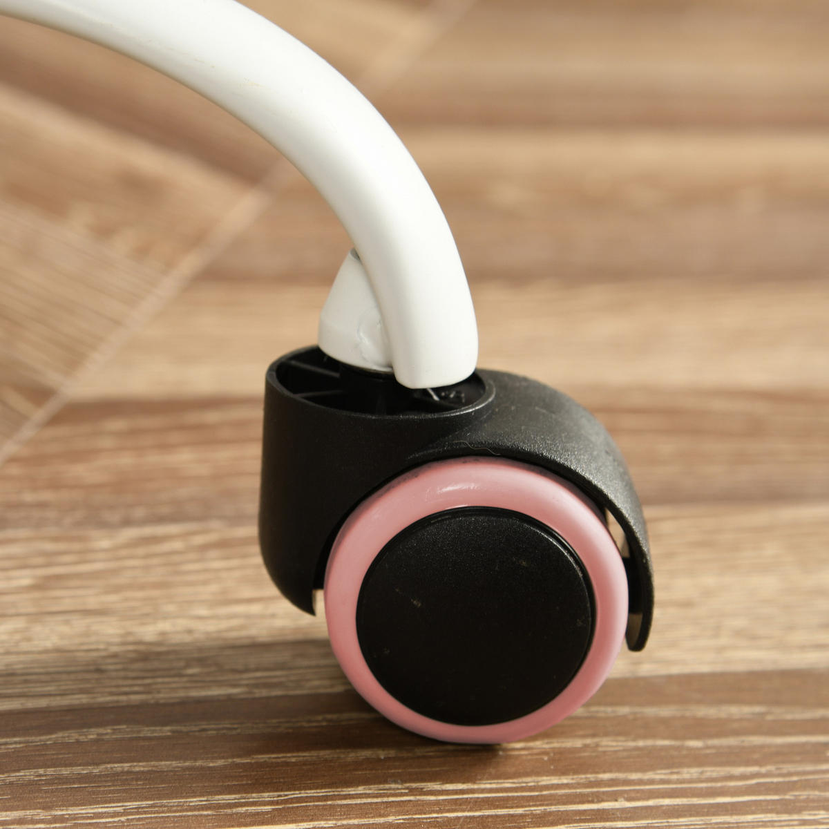 DREHSTUHL Hellrosa - Pink/Hellrosa, Metall (38/85/39cm) - Urban Meuble