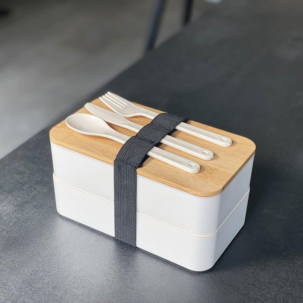 LUNCH BROTBOX mit Messer Gabel Löffel - Weiß, Naturmaterialien (10.5/9.3/18.5cm) - Intirilife
