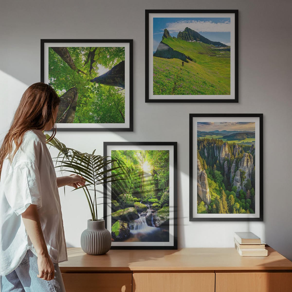 BILDER SET 4er Set - 50x50 cm & 40x60 cm Schwarzer Rahmen - Grüne Berge Wasserfallwald - Schwarz, Kunststoff (50/50cm) - TULUP