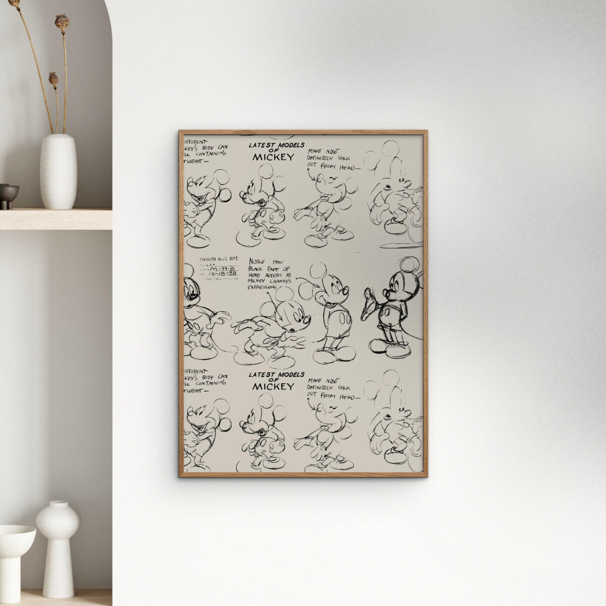 POSTER Disney - Mickey Mouse Latest Models of Mickey - Beige, Papier (70/100/0.1cm) - Poster&Frame