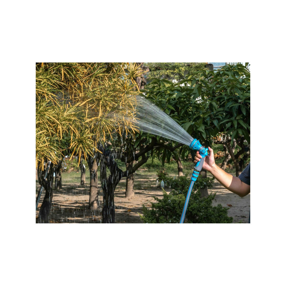 SPRITZPISTOLE - 8 Düsen - Komplettset mit Soft-Touch-Spritzrohranschlüssen - Blau, Kunststoff (5/17/23cm) - SUAN