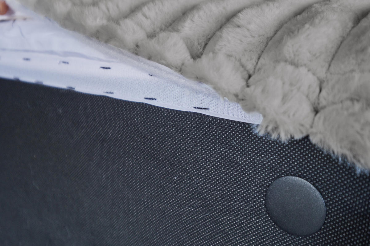 HOCKER MIT RÜCKENKISSEN WIOLO SOFT Grau Cord - Schwarz/Grau, Kunststoff/Textil (111/84/111cm) - KAWOLA