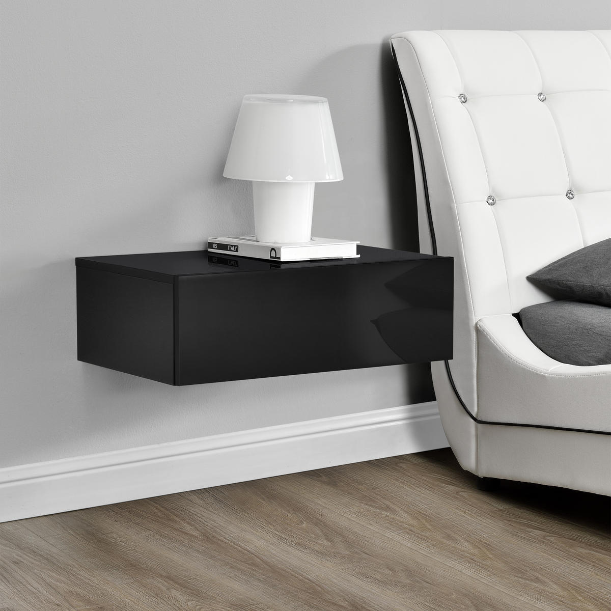 NÁSTĚNNÁ POLICE Oslo - vysoce lesklá černá, kompozitní dřevo (46/15/30cm) - [en.casa]