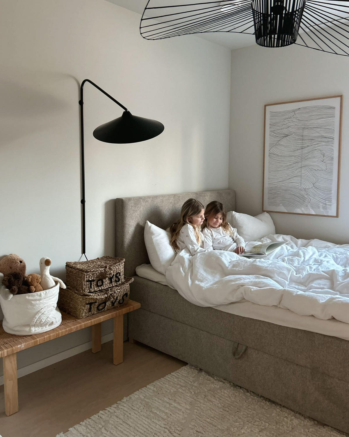 BOXSPRINGOVÁ POSTEL s úložným prostorem 140/200 cm Látka Taupe Major - šedohnědá, textil (140/200cm) - Beliani