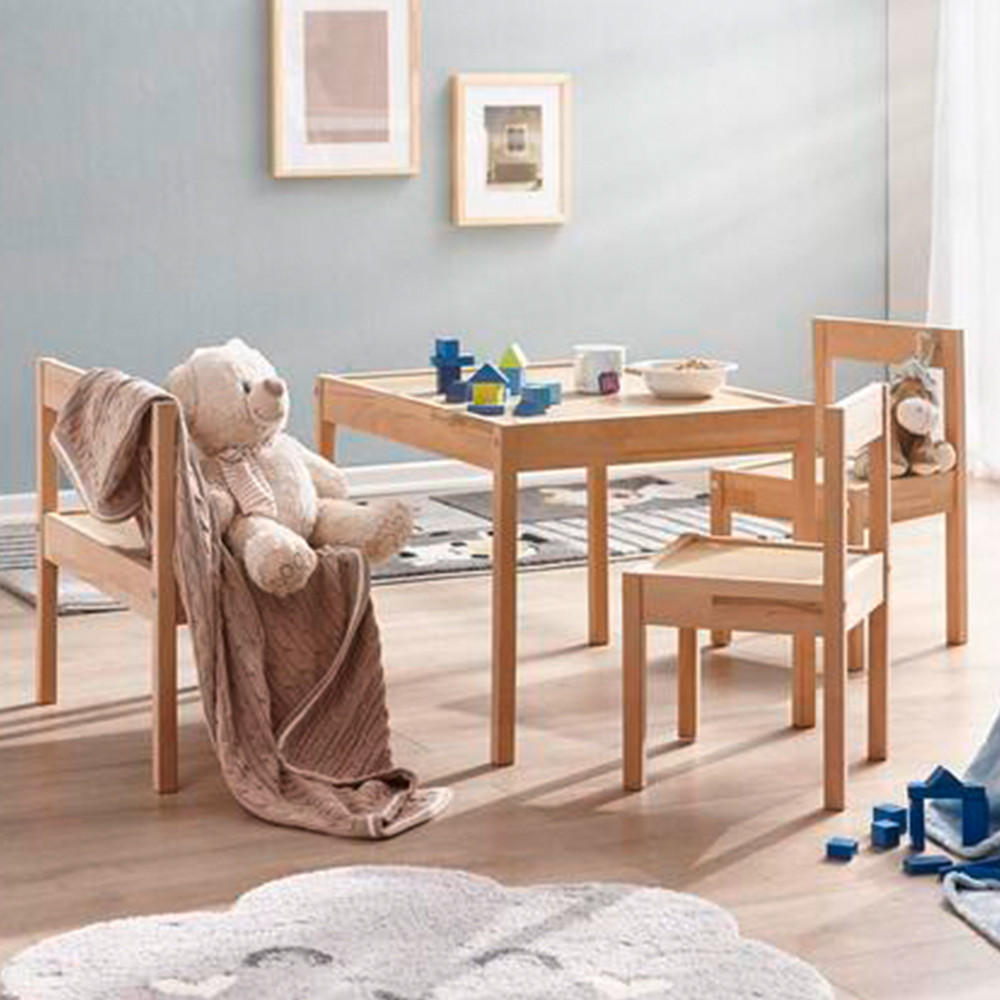 otroški stoli in mize