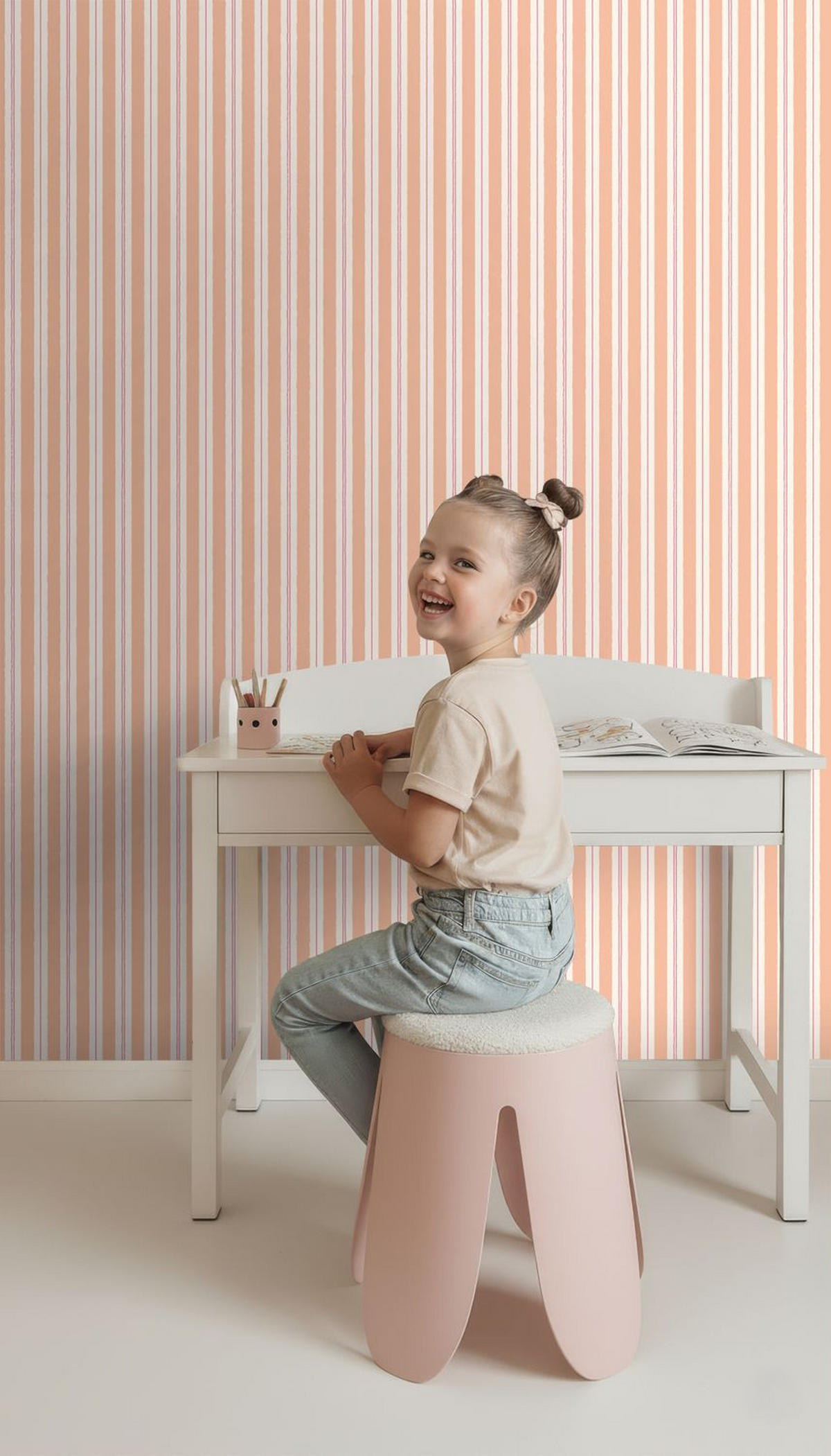 TAPETE Streifen 50 x 900 cm - Pink, Papier (50/0.1cm) - ESTAhome