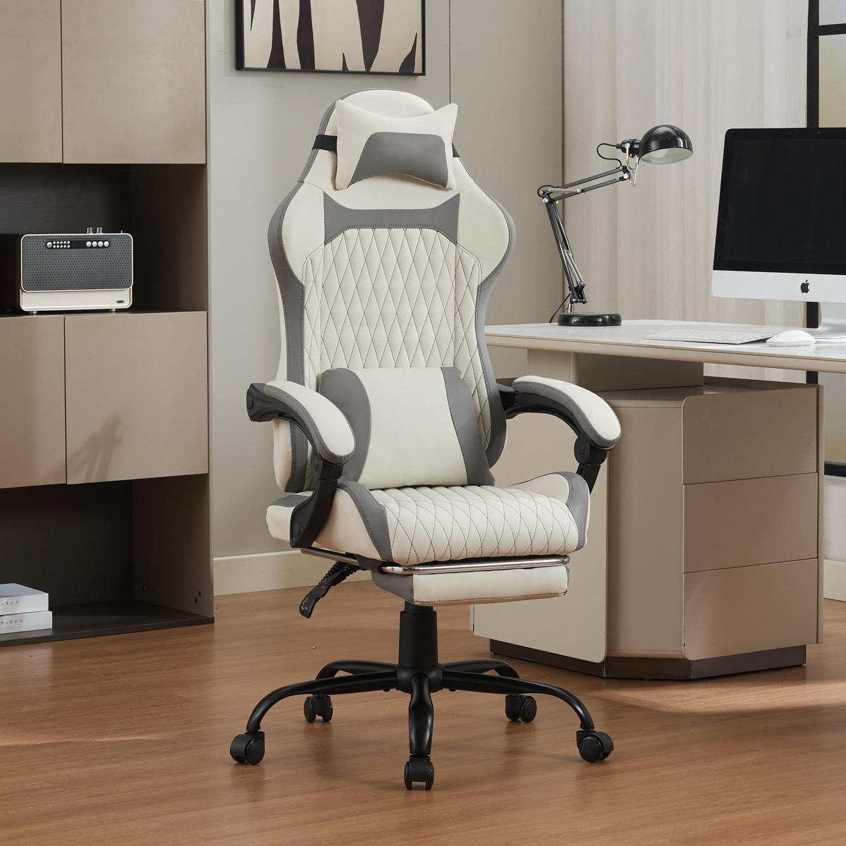 GAMING-STUHL weiß mit Rautensteppung, Fußstütze, Nacken- und Lendenkissen, höhenverstellbar - Weiß, Leder (54/124/62cm) - BRILVERDE