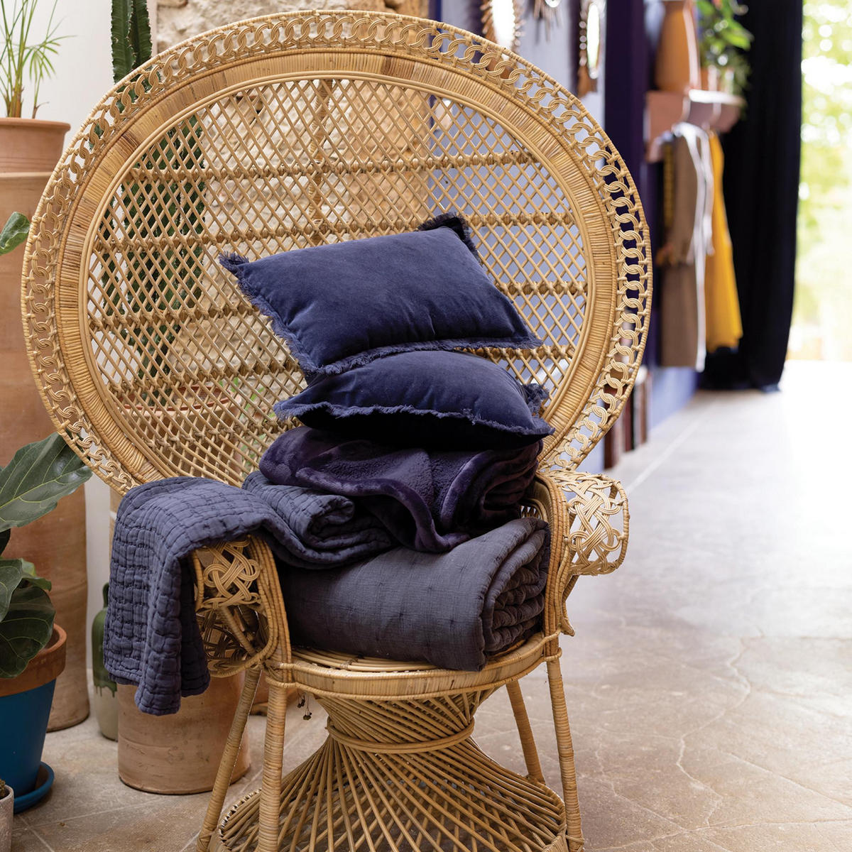 BETTÜBERWURF Michka marine 240 x 220 cm - Dunkelblau, Textil (220/240cm) - Vivaraise