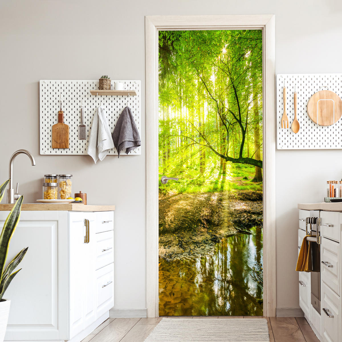 TÜRAUFKLEBER Wald - Landschaft - Wasser - Bäume - Sonne - Grün - Natur Deko Wohnzimmer 95x235 cm - Türtapete - Hellgrün, Kunststoff (95/0.1cm) - MuchoWow