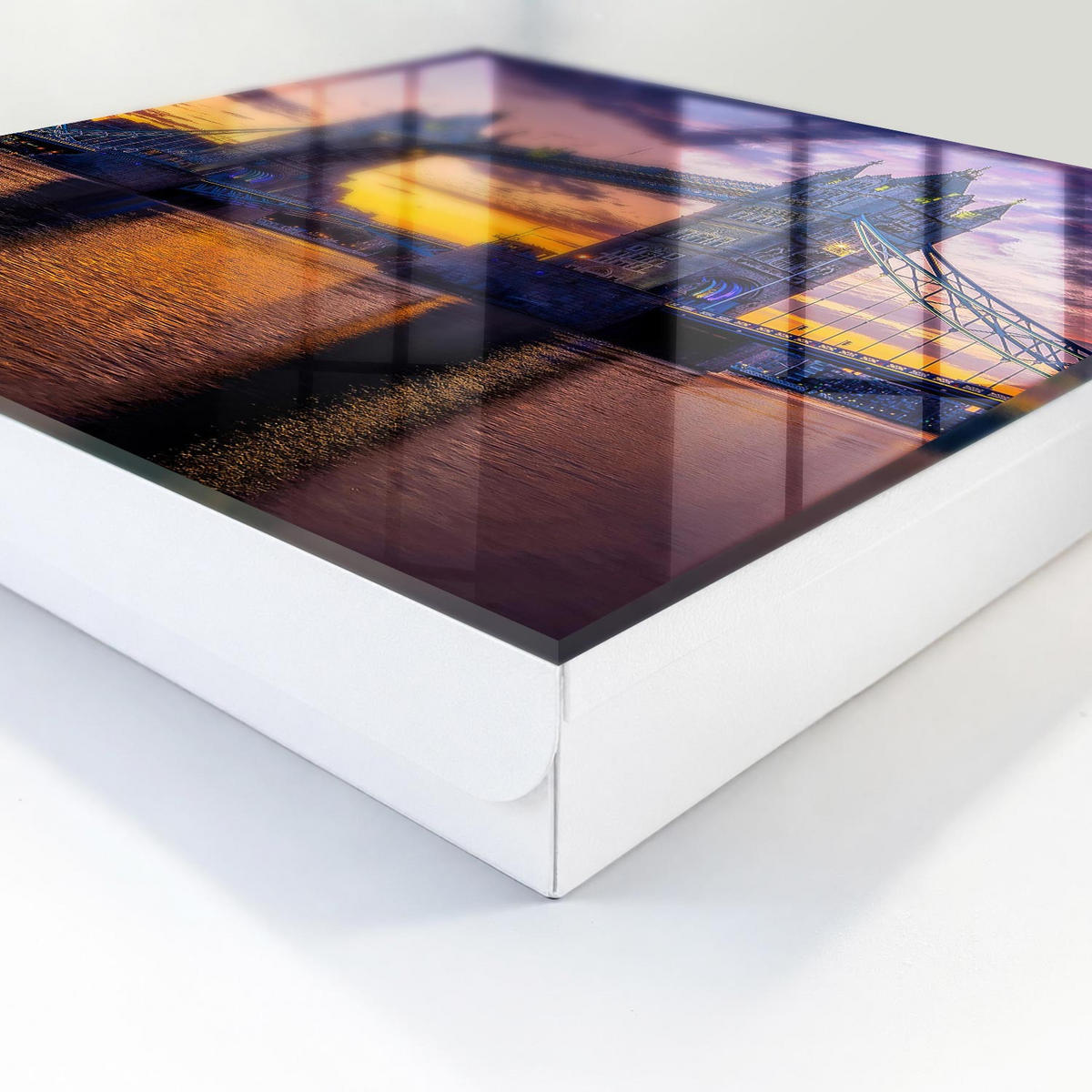 SCHLÜSSELBOX Weiß 30x30 cm – Türöffnung nach rechts - Ein zauberhafter Ausblick - Lila, Metall (30/30/5cm) - TULUP
