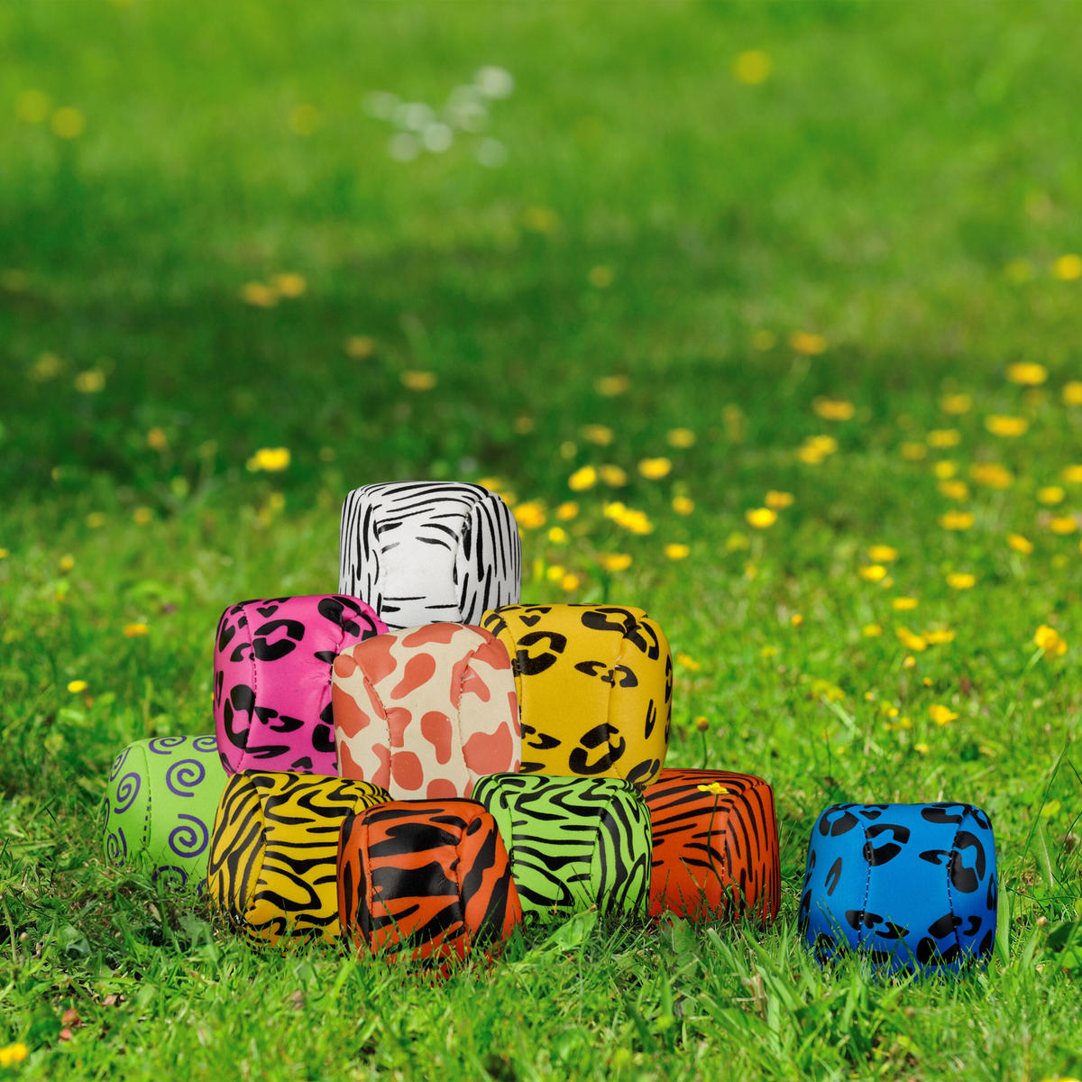 24xJONGLIERBÄLLE - Multicolor, Keramik/Kunststoff (5/5cm) - Relaxdays