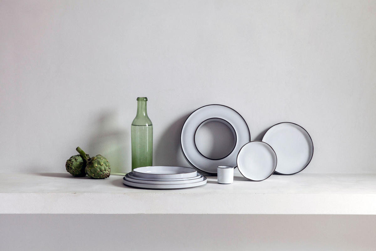 TELLER FLACH CARACTERE 28 cm Kumuluswolke weiss - Weiß, Keramik (28cm) - Revol Porcelaine France