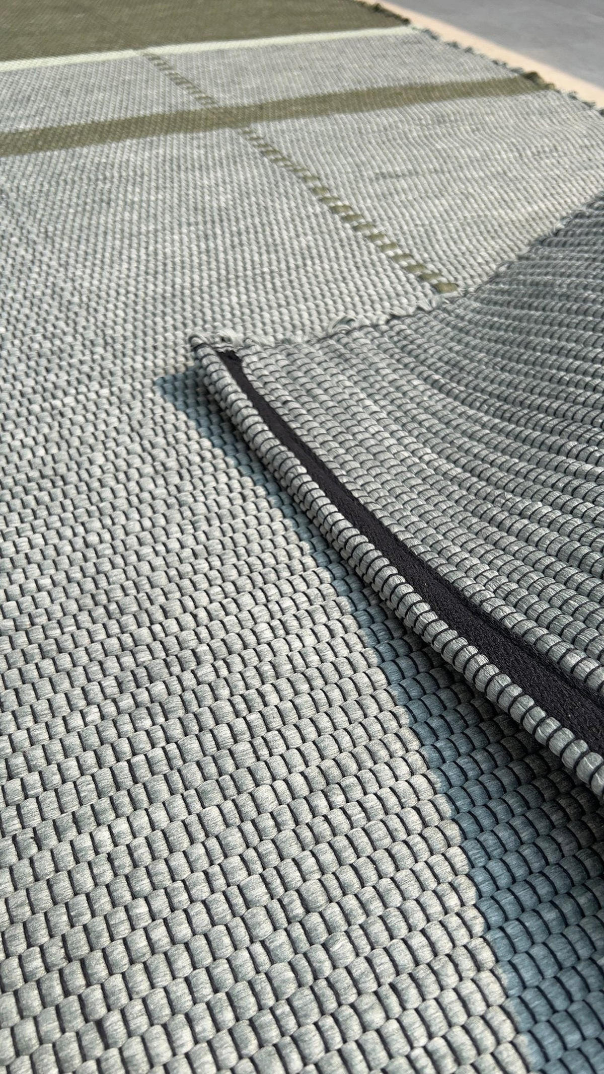TEPPICH aus recycelten Fasern handgewebt grün - Grün, Naturmaterialien (120/170cm) - AFK Living