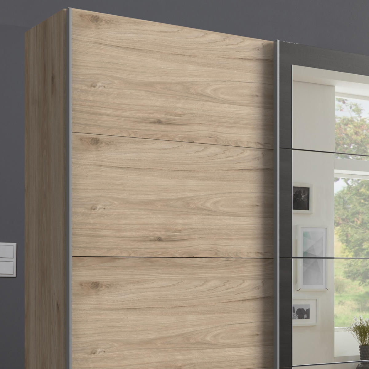 SCHWEBETÜRENSCHRANK 3-türig B270/H208/T65 cm in Eichen-Dekor mit Absetzungen in grauer Stahl-Optik / 22002 - Eichefarben/Alufarben, Holzwerkstoff/Metall (270/208/65cm) - luma-home