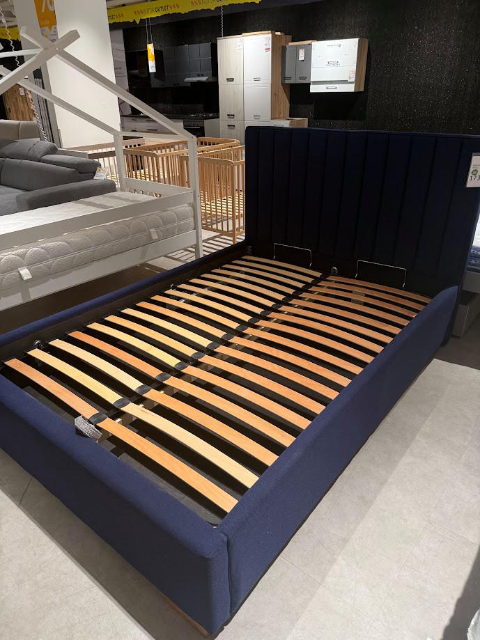 KÁRPITOZOTT ÁGY BOLERO D M/L - ST -BUDAÖRS OUTLET - Hom`in