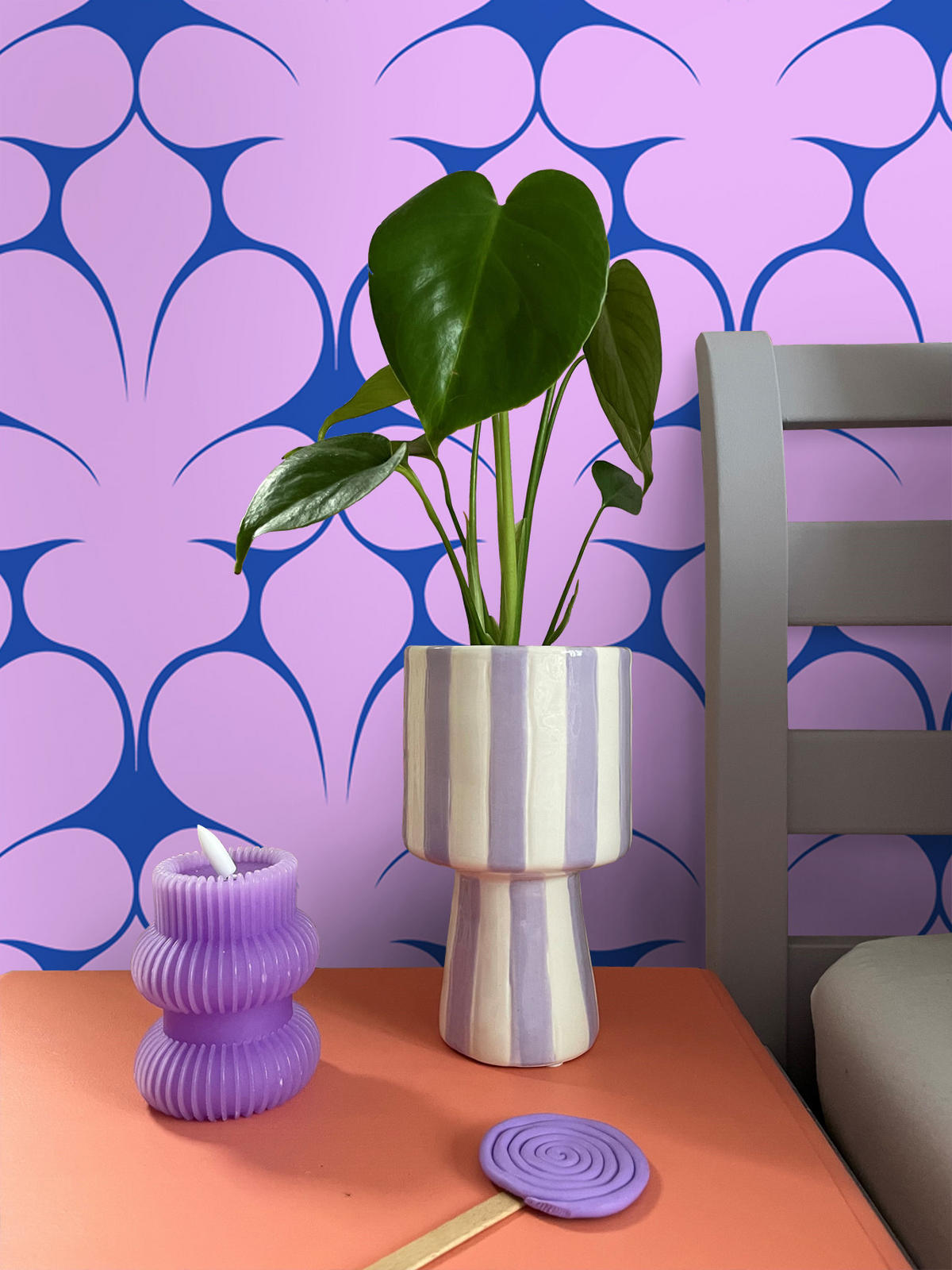 TAPETE Retro-Ornamente 50 x 900 cm - Lila, Papier (50/900cm) - ESTAhome