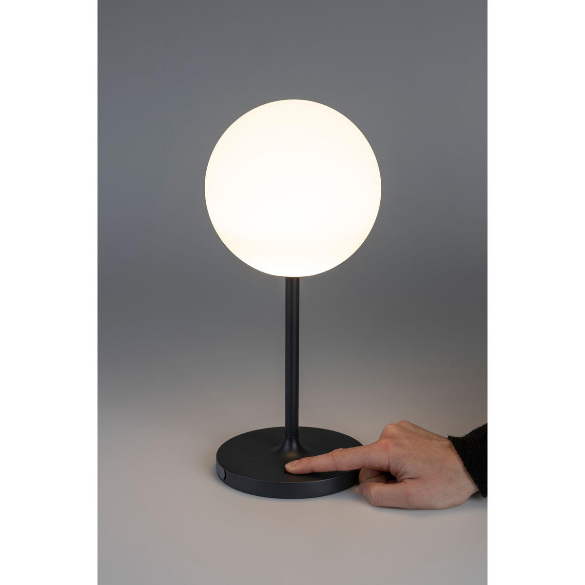 TISCHLAMPE Hub Wiederaufladbare Blau - Blau, Kunststoff (15/15/33cm) - Housecraft Living