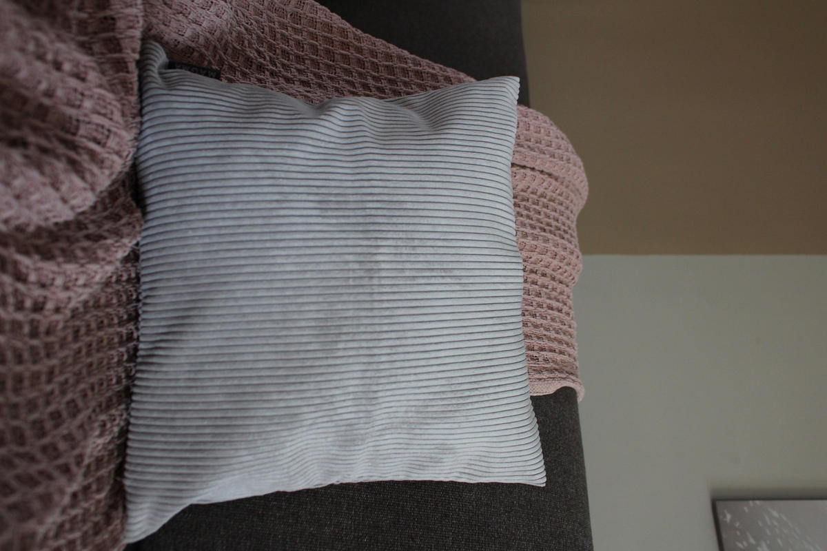KISSENHÜLLE Inga Cord Look grau - Grau, Textil (40/40cm) - Magma Heimtexx