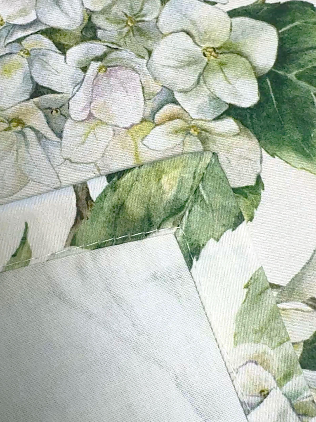 MITTELDECKE Landlust-Hortensie weiß 80/80 cm - Weiß/Grün, Textil (80/80cm) - beties Heimtextil