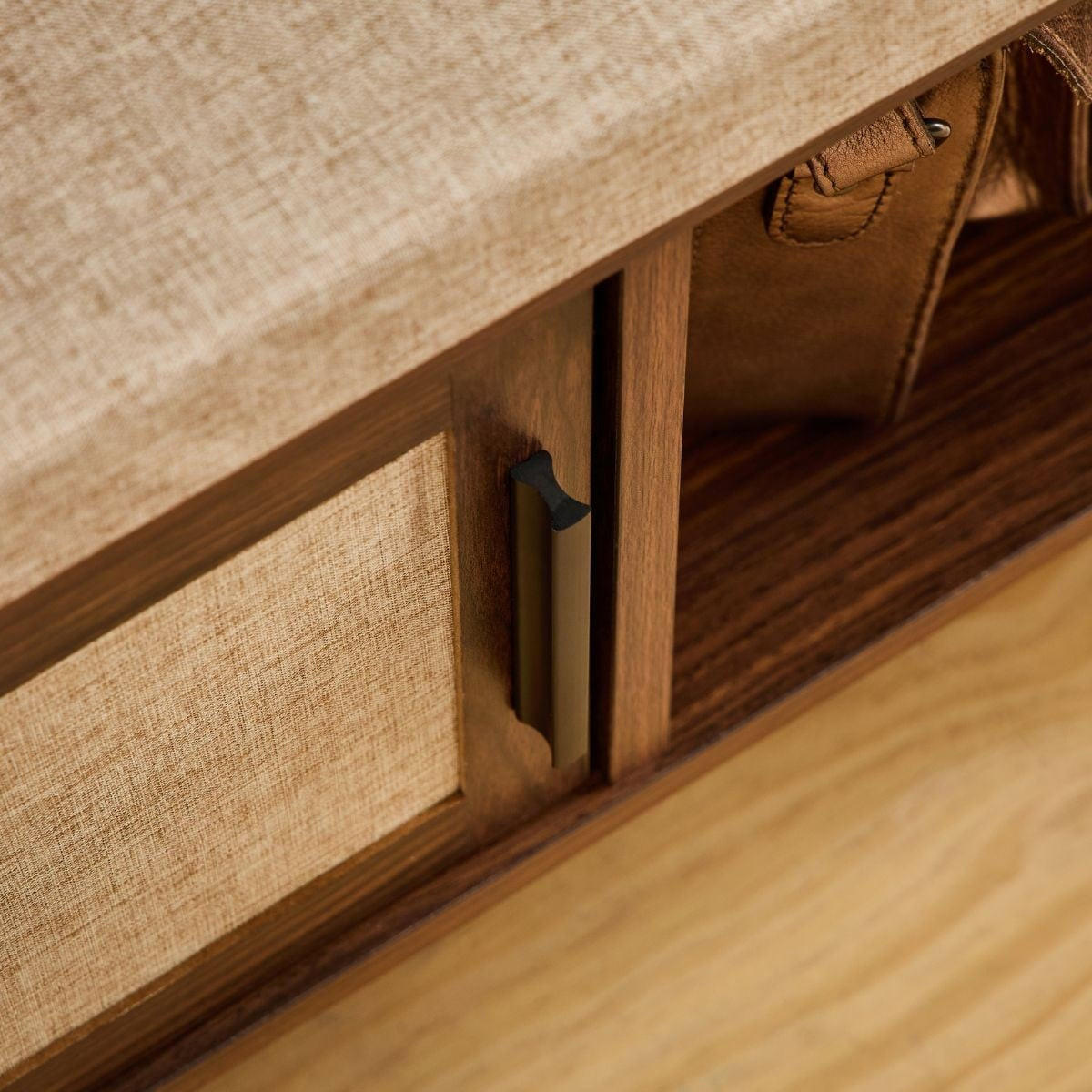 SCHUHBANK Nussbaumdekor 3 Fächer 1 Tür - jetson 100/35/45,5 cm - Nussbaumfarben, Holzwerkstoff (35/45.5/43cm) - Calicosy