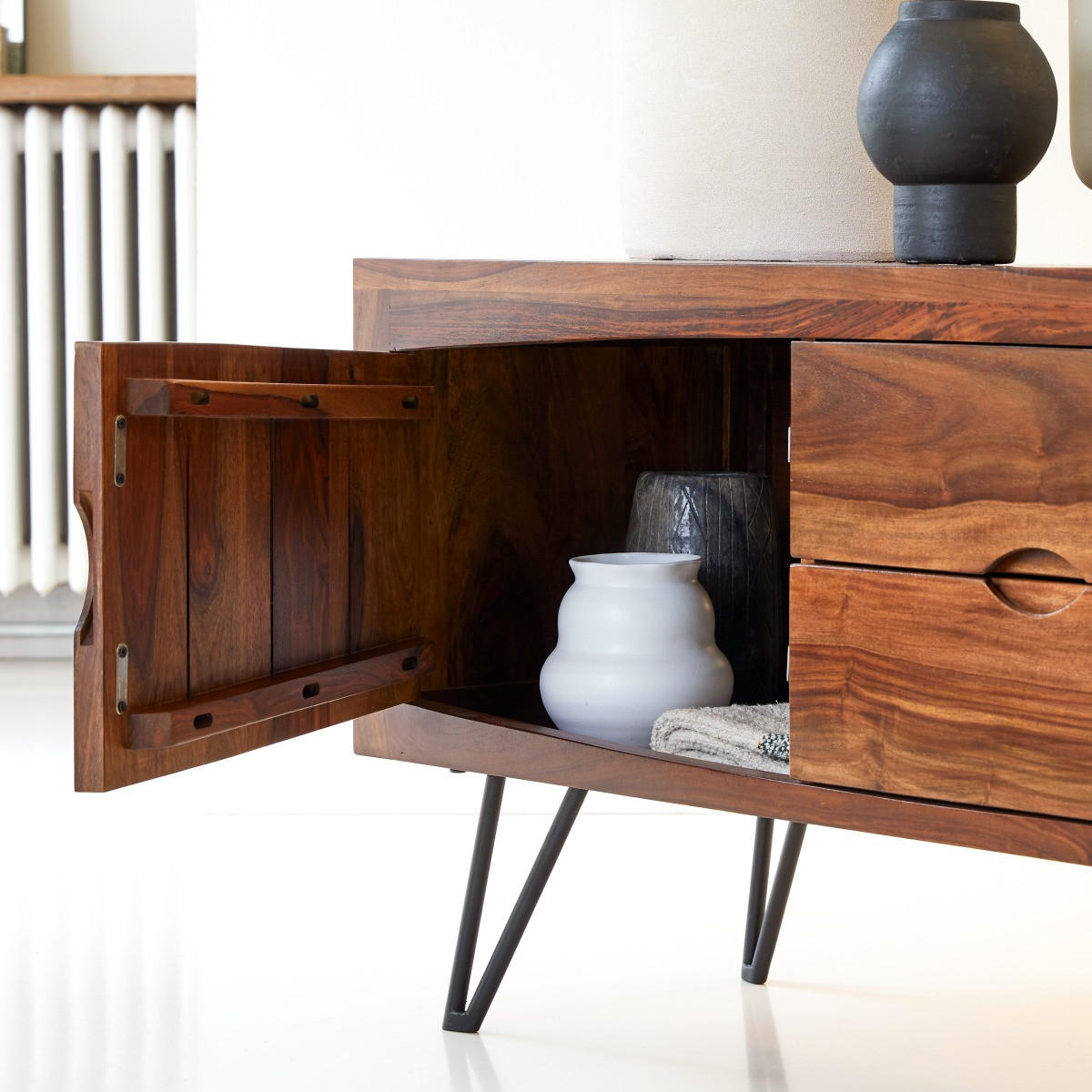 TV-SCHRANK Bonnie Dunkelbraun aus Palisander - Dunkelbraun, Holz (150/62/45cm) - Tikamoon