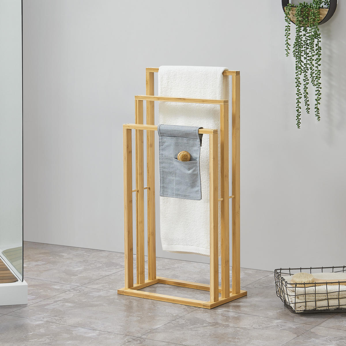HANDTUCHSTÄNDER Rana - Naturfarben, Holz (40/82/24cm) - [en.casa]