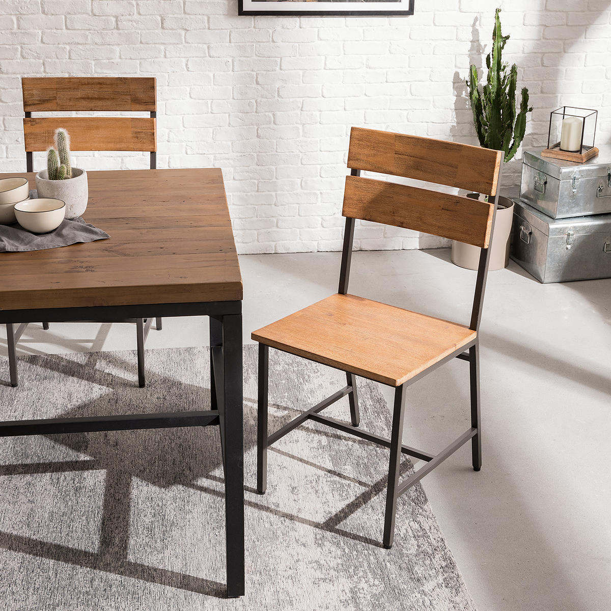 ESSZIMMERSTUHL - 2er-Set - Akazie massiv / Metall - Akazie - Schwarz - Braun, Holz/Metall (47/90/50cm) - home24