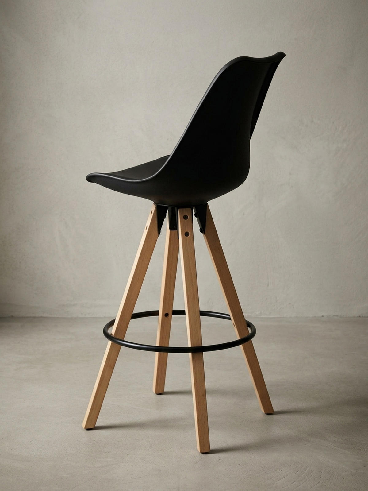 BARHOCKER Set - Ergonomisch Sitzschale, Holzbeine, Schwarz 45x45x113 cm - Beige/Schwarz, Holz/Kunststoff (45/113/45cm) - KADIMA DESIGN