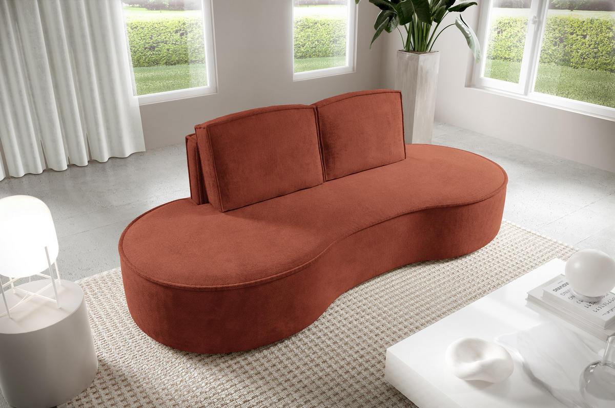 SOFA Molly – Freistehendes halbrundes Designsofa mit zwei eleganten, abnehmbaren RückenKissen, Curio Stoff, Größe: 234x101x88 cm, Braun - Rotbraun, Holz/Textil (234/88/101cm) - DomoHome