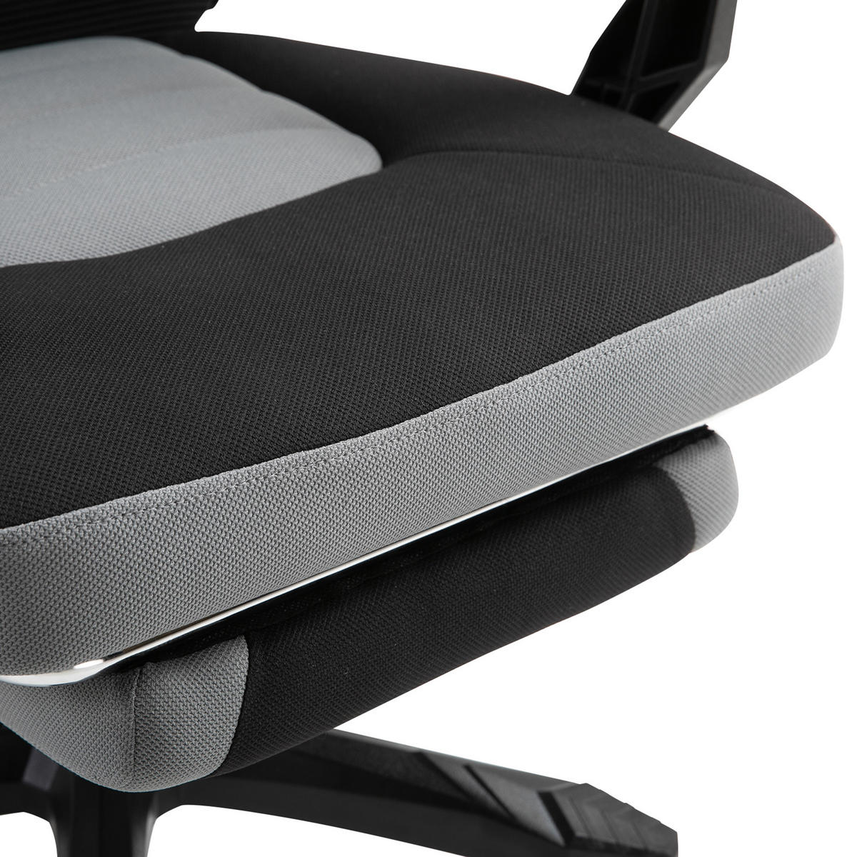 GAMINGSTUHL DE-11667 mit Fußstütze & Mesh Grau/Schwarz - Grau, Metall (160.02/309.88/147.32cm) - ComfortXL