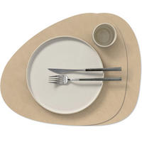 PLATZSET TISCHSETS Nupo - Leder - Sand - Curved - 44 x 37 cm - 2 Stück - Beige, Leder (44/37/2cm) - LIND DNA