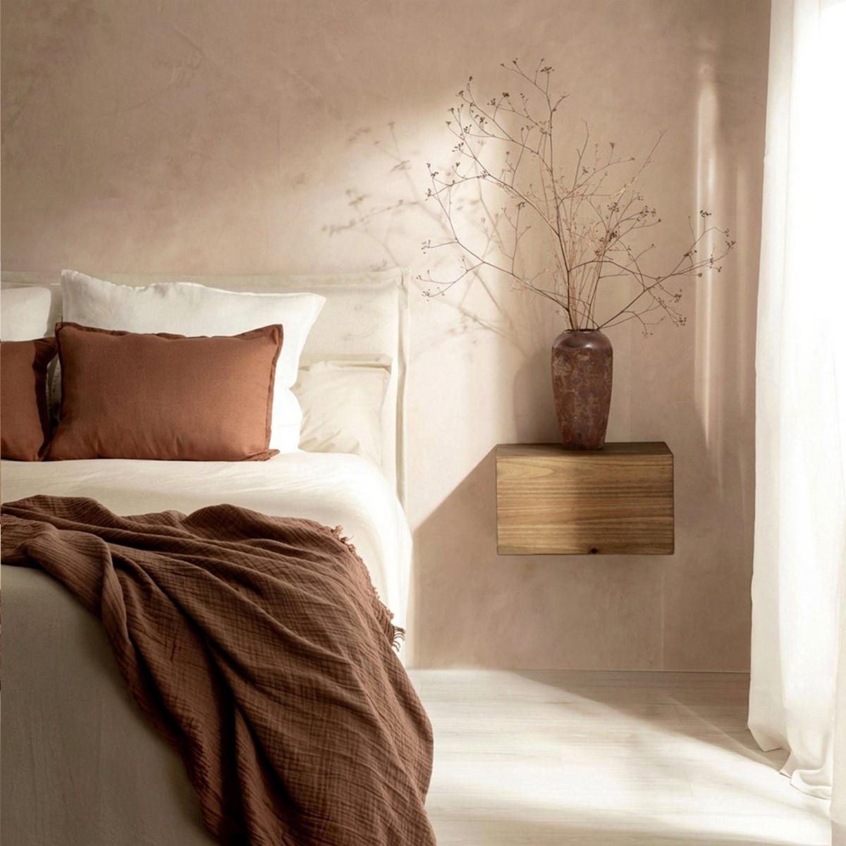 SCHWEBENDER NACHTTISCH Kari Natürlich 45 cm x 25 cm 2er-Set - Naturfarben, Holz (45/25/30cm) - Klast Home