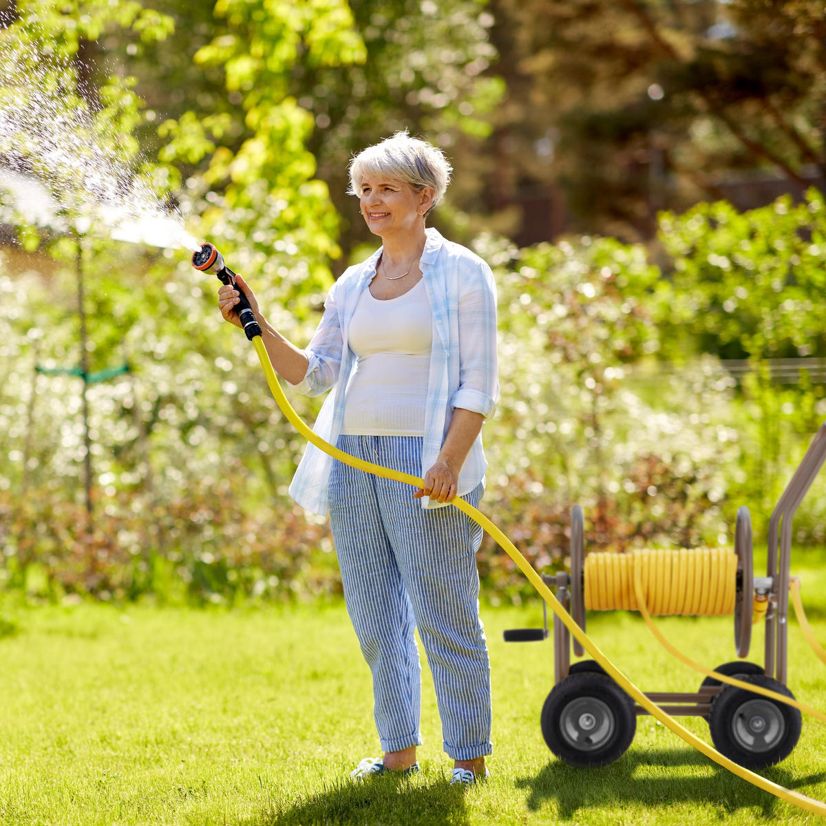 SCHLAUCHWAGEN - Braun, Kunststoff/Metall (53/81/80cm) - Relaxdays