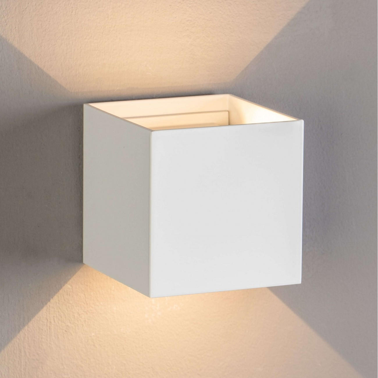 WANDLEUCHTE Cubic, Weiß, 10cm - Weiß, Metall (10/10/10cm) - KOSILUM