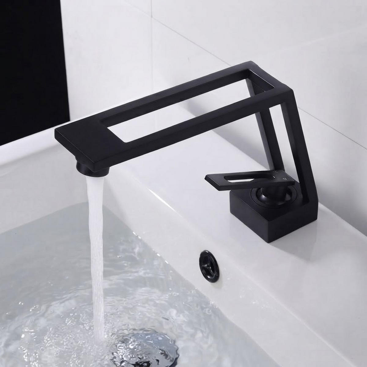BADEZIMMERARMATUR, 18,5 x 15,5 cm, schwarz - Schwarz, Metall (38/7.5/21cm) - Vallsero