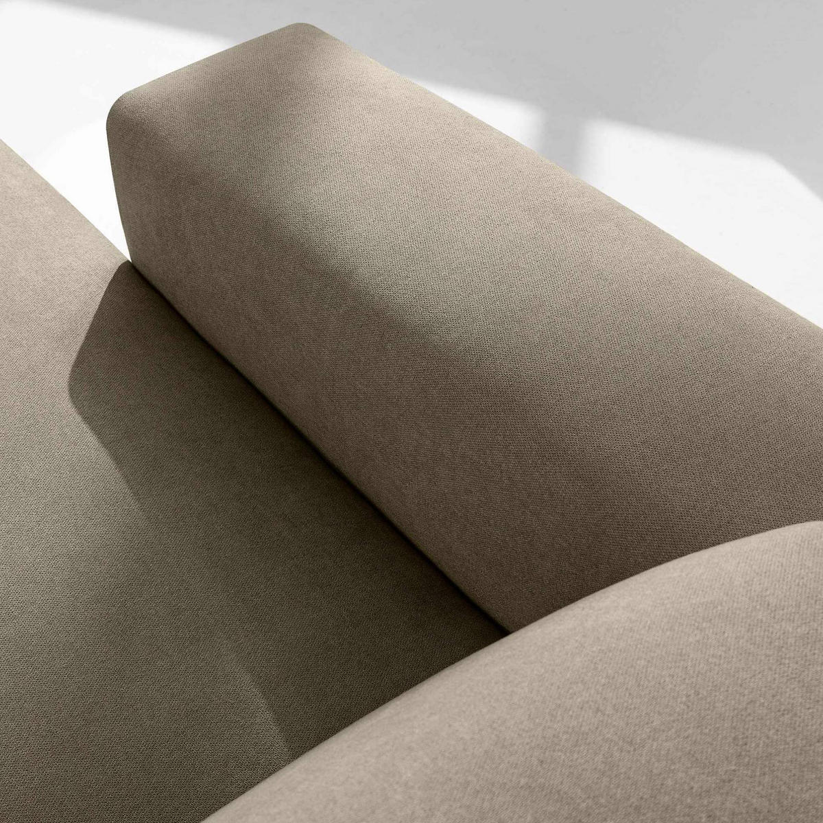 ECKSOFA LINKS MUDI in moderner Optik mit hochwertigem Kaltschaum, Cord-Stoff, Ecru - Ecru/Schwarz, Textil (280/160cm) - KONSIMO®