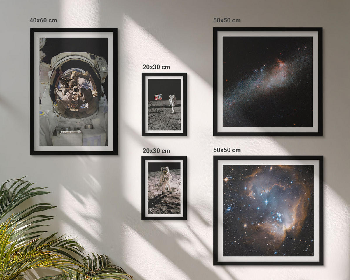 BILDER SET 5er Set - 50x50 cm & 20x30 cm & 40x60 cm Schwarzer Rahmen - Astronauten landen auf dem Mond - Schwarz, Kunststoff (40/60cm) - TULUP