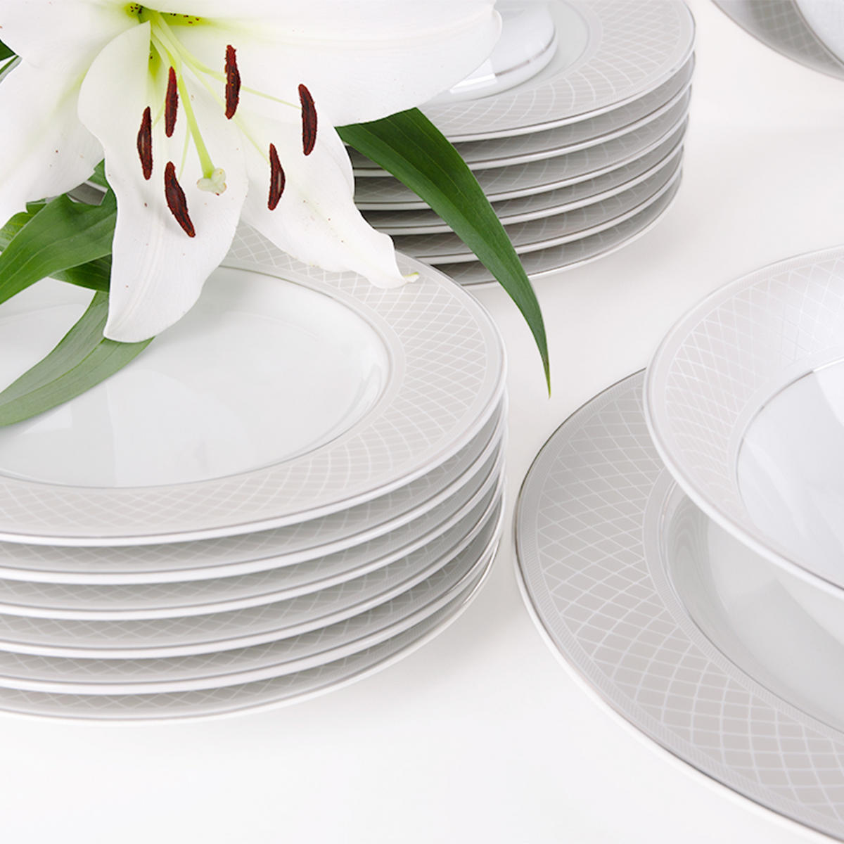 TAFELSERVICE SCANIA 6 Personen 18-tlg - Weiß, Keramik (27/9/27cm) - KONSIMO®