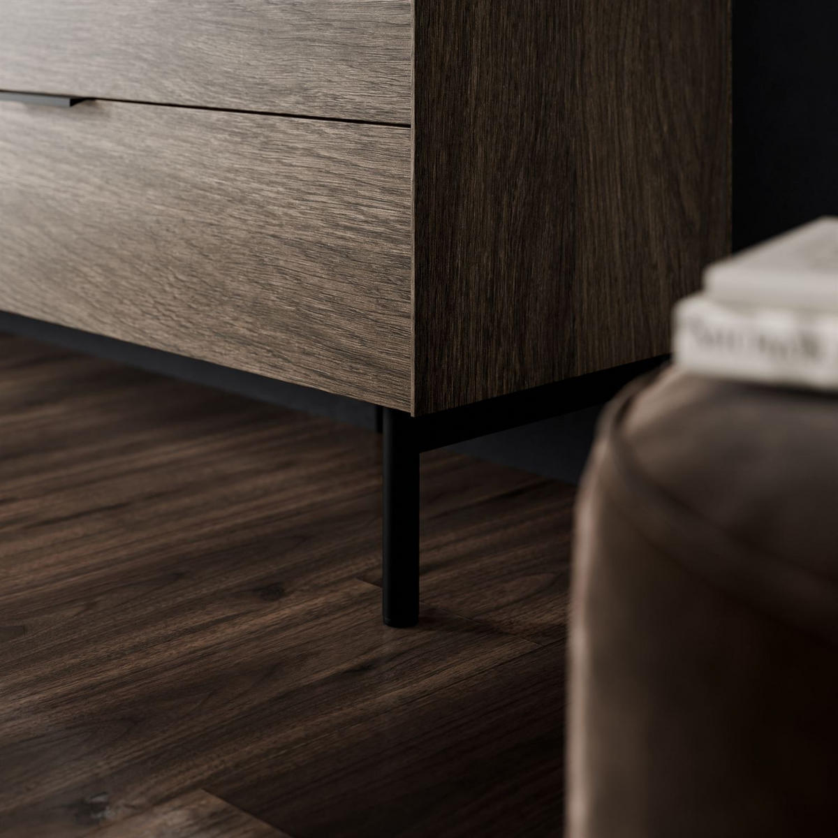 SIDEBOARD LINEA LOFT mit LED-Beleuchtung Eiche + Schwarz - Eichefarben, Holzwerkstoff (181/83/39cm) - Lookway