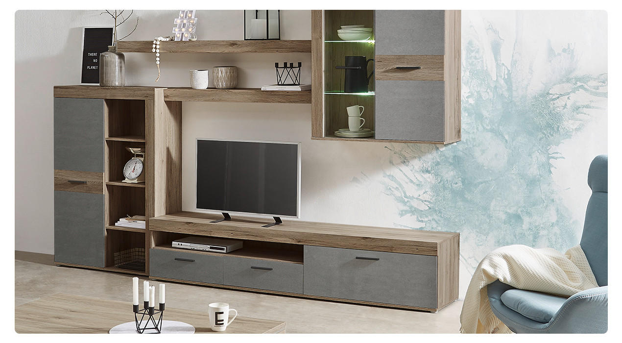 Wandtatoos und Tapeten im Wohnzimmer, Wohnwand, Sessel, Couchtisch